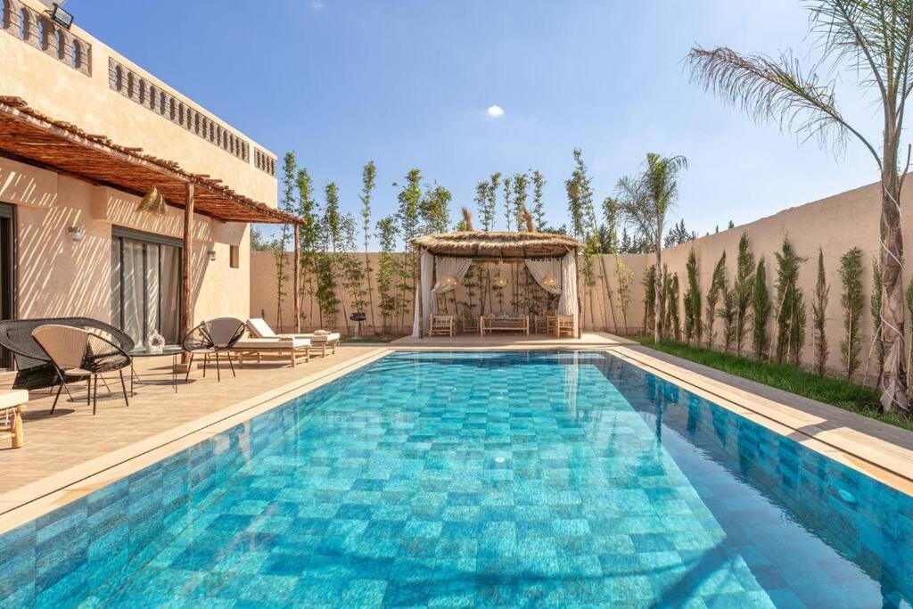 Villa Leila,Piscine , Grand Jardin, Jeux , Cuisiniere Marakeş Dış mekan fotoğraf
