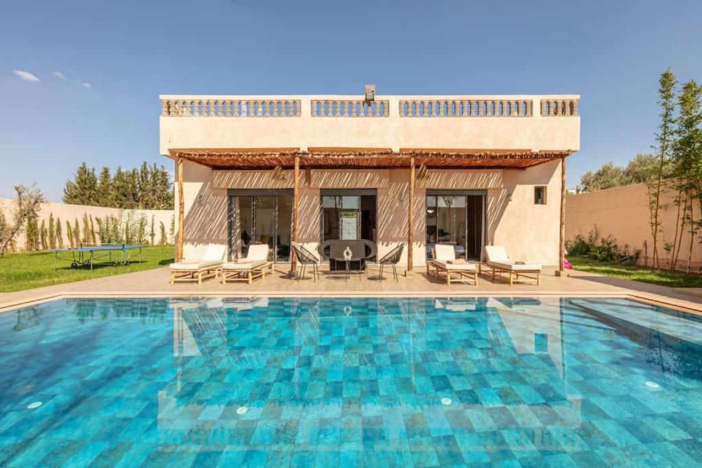 Villa Leila,Piscine , Grand Jardin, Jeux , Cuisiniere Marakeş Dış mekan fotoğraf