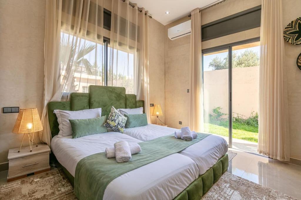 Villa Leila,Piscine , Grand Jardin, Jeux , Cuisiniere Marakeş Dış mekan fotoğraf